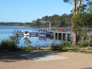 Fishermens Landing www.laketyers.beach.net.au