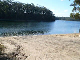 Mill Point www.laketyersbeach.net.au