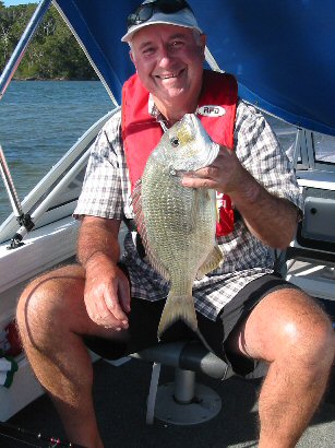 Sea Bream www.laketyersbeach.net.au