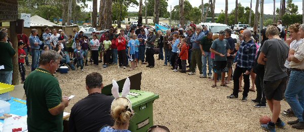 Crowd at 2011 LBTAC Easter Bream Comp