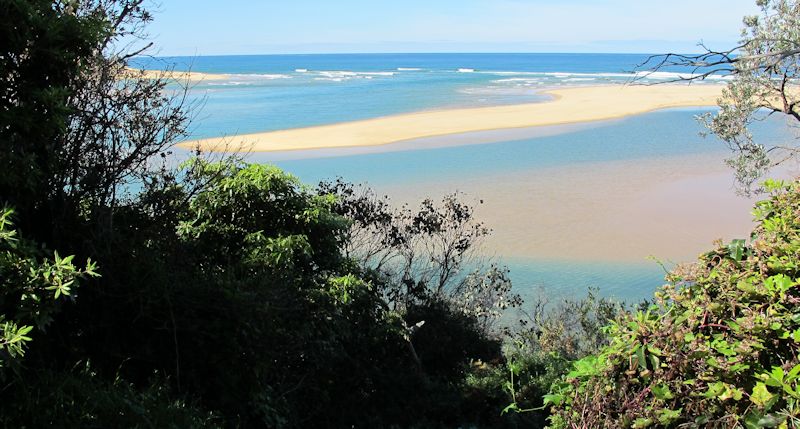 Lake Tyers Beach sandbar open