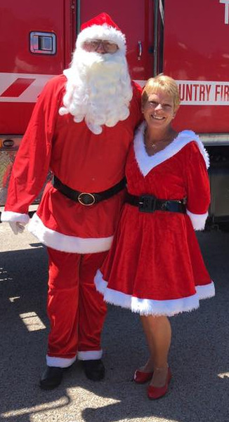 Santa arriving at Lake Tyers Beach 2017