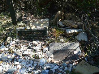 Memorials Red Bluff www.laketyersbeach.net.au